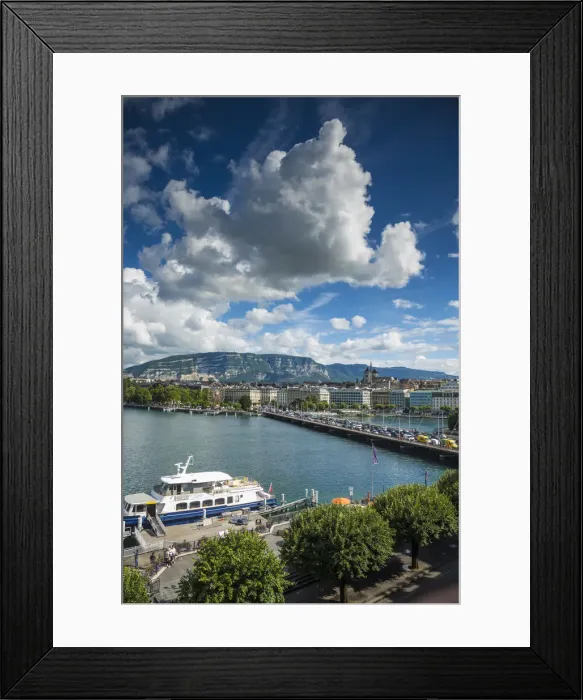 Framed Print : Lake Geneva, Geneva, Switzerland Framed Print : Lake Geneva, Geneva, Switzerland