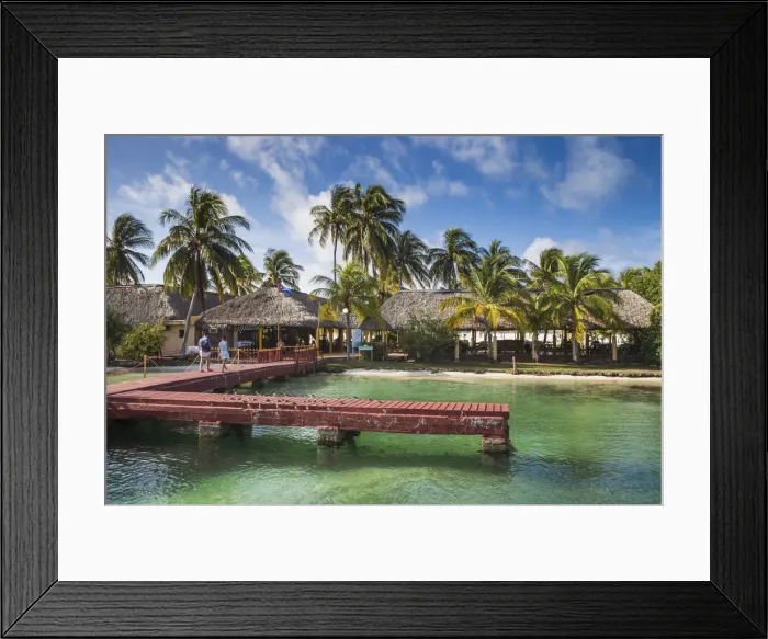 Framed Print : Cuba, Isla de la Juventud, Cayo Largo De Sur, Playa Sirena, Pier