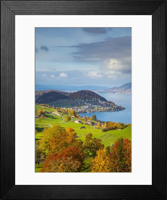 Framed Print : Krattigen and Lake Thun, Berner Oberland, Switzerland