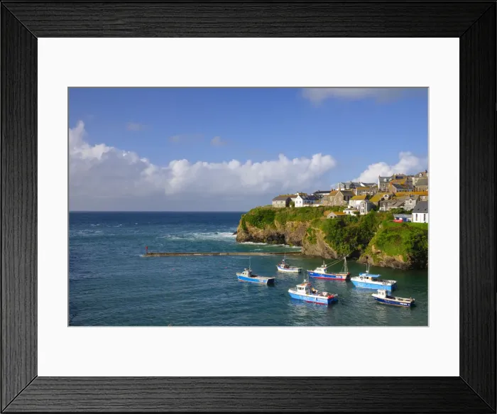 Framed Print : UK, England, Cornwall, Port Isaac Framed Print : UK, England, Cornwall, Port Isaac