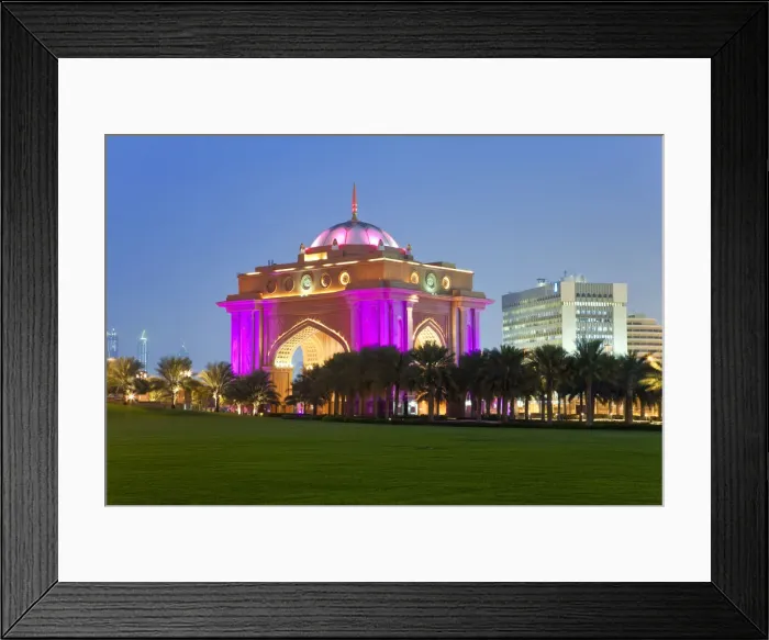 Framed Print : V. I. P Entrance gateway to the Emirates Palace Hotel, Abu Dhabi, United Arab Emirates Framed Print : V. I. P Entrance gateway to the Emirates Palace Hotel, Abu Dhabi, United Arab Emirates