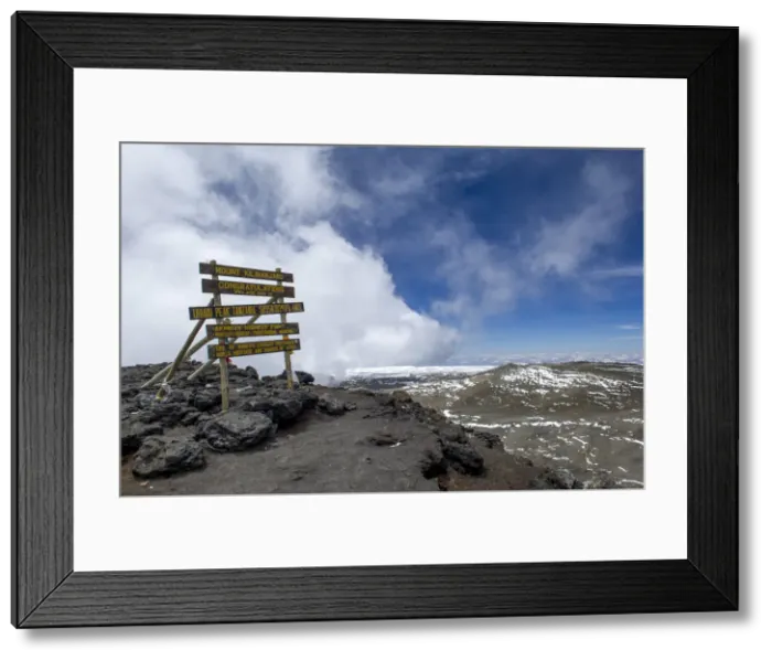 Framed Print : The Summit of Mount Kilimanjaro, Uhuru Peak, at 19, 340ft