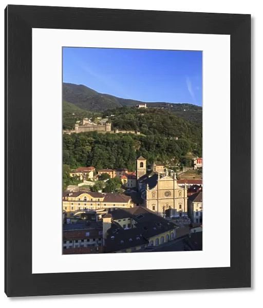 Switzerland, Ticino, Bellinzona, view of town from Castelgrande ramparts