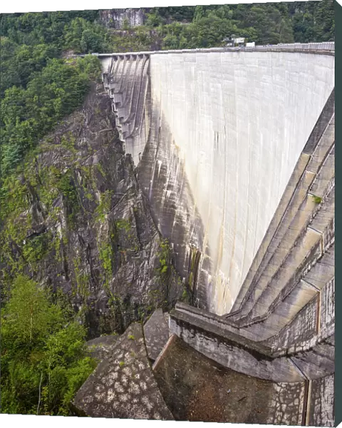 Switzerland, Ticino, Val Verzasca, Verzasca Dam (Europe Largest)
