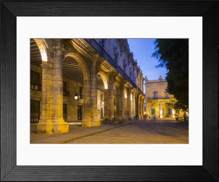 Framed Print : Plaza de Armas, Habana Vieja, Havana, Cuba
