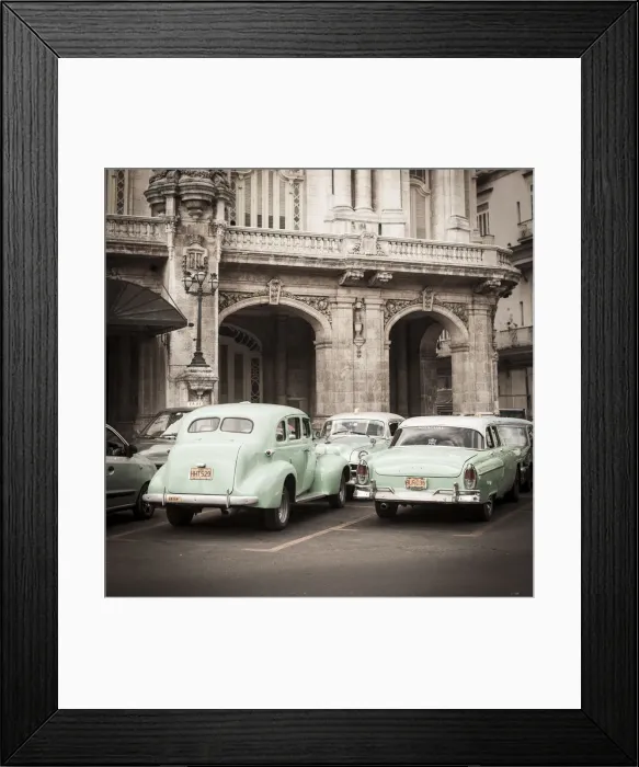 Framed Print : Classic American Cars in front of the Gran Teatro, Parque Central, Havana, Cuba Framed Print : Classic American Cars in front of the Gran Teatro, Parque Central, Havana, Cuba