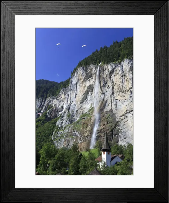 Framed Print : Switzerland, Bernese Oberland, Lauterbrunnen town and Valley Framed Print : Switzerland, Bernese Oberland, Lauterbrunnen town and Valley