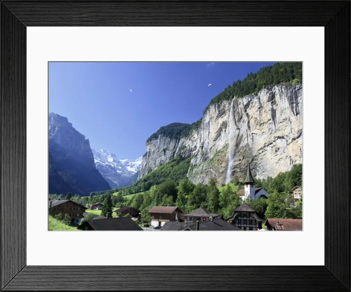 Framed Print : Switzerland, Bernese Oberland, Lauterbrunnen town and Valley Framed Print : Switzerland, Bernese Oberland, Lauterbrunnen town and Valley