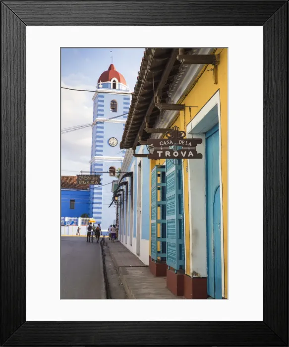 Framed Print : Cuba, Sancti Spiritus, Sancti Spiritus, Casa del Trova Framed Print : Cuba, Sancti Spiritus, Sancti Spiritus, Casa del Trova