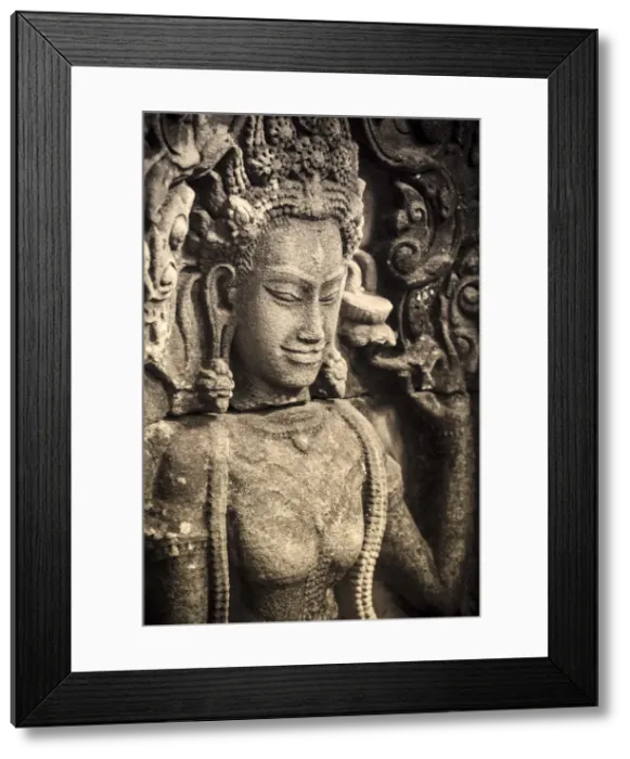 Framed Print : Cambodia, Temples of Angkor (UNESCO site), Bayon, Apsara nymph Framed Print : Cambodia, Temples of Angkor (UNESCO site), Bayon, Apsara nymph
