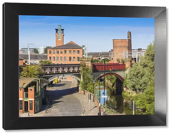 UK, England, Manchester, View of Deansgate, Railwaybridge and viaduct over the Bridgewater