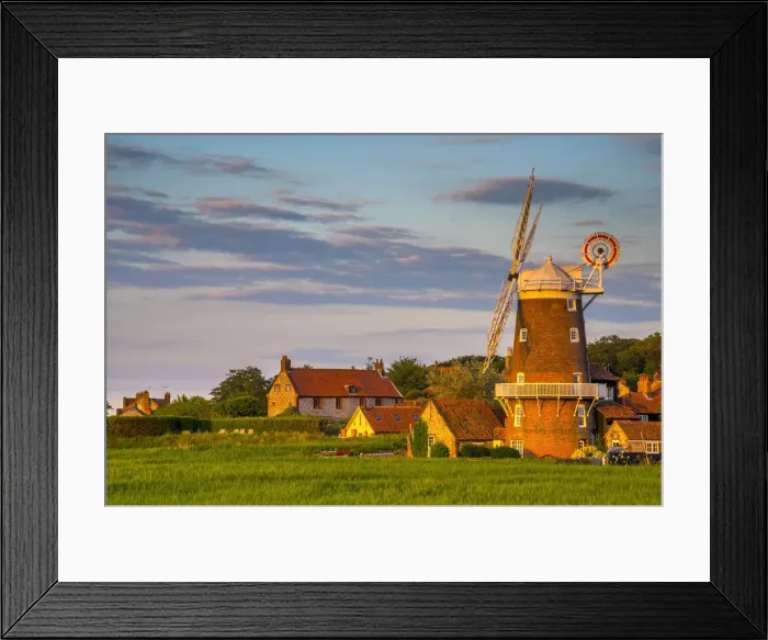 Framed Print : UK, England, Norfolk, North Norfolk, Cley-next-the-Sea, Cley Windmill Framed Print : UK, England, Norfolk, North Norfolk, Cley-next-the-Sea, Cley Windmill