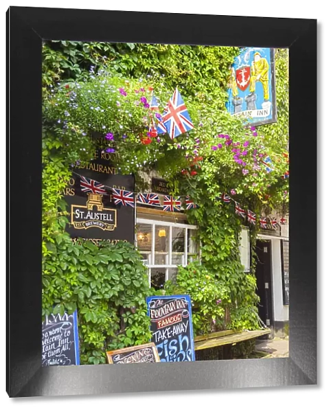 Pub, Mevagissey, Cornwall, England, UK