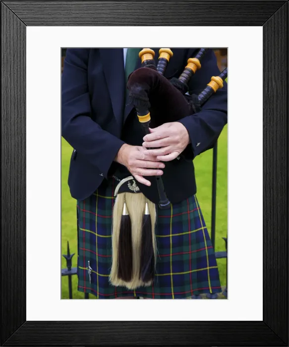 Framed Print : Bagpipes, Edinburgh, Scotland Framed Print : Bagpipes, Edinburgh, Scotland