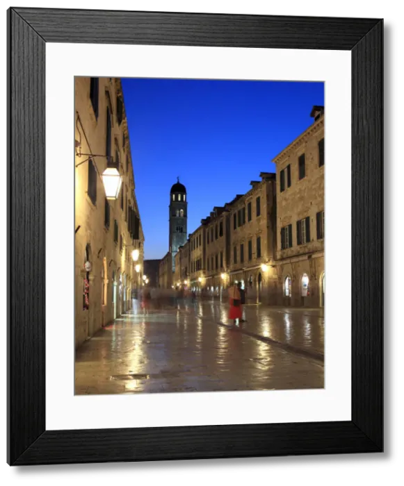 Framed Print : Old town in the evening, Stradun, Dubrovnik, Dalmatia, Croatia Framed Print : Old town in the evening, Stradun, Dubrovnik, Dalmatia, Croatia