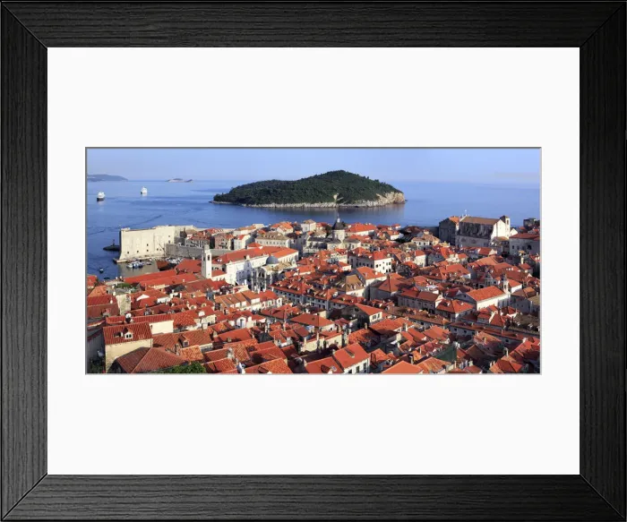 Framed Print : Dubrovnik, Dalmatia, Croatia Framed Print : Dubrovnik, Dalmatia, Croatia