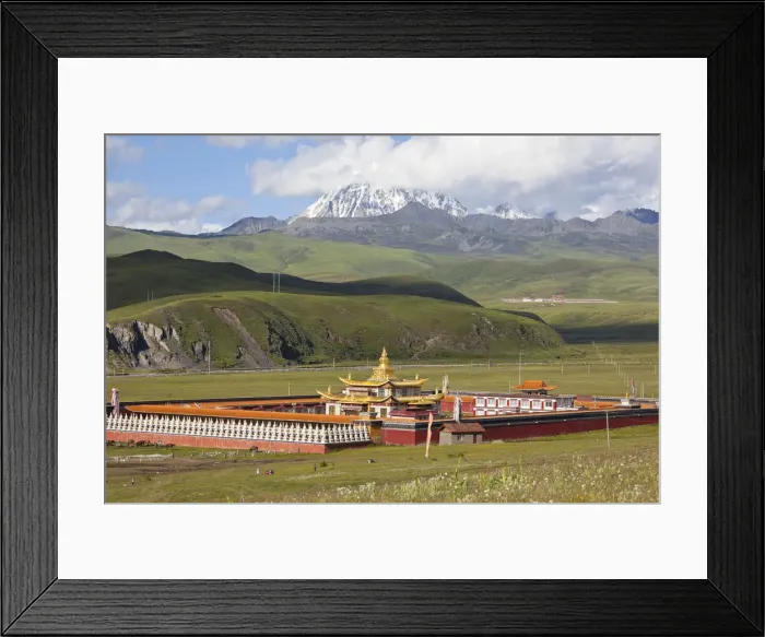 Framed Print : Tagong monastery, Tagong, Tibetan area; Sichuan; China Framed Print : Tagong monastery, Tagong, Tibetan area; Sichuan; China