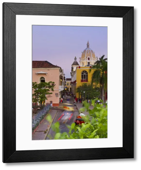 Framed Print : Colombia, Bolivar, Cartagena De Indias, Plaza Santa Teresa, Horse cart going towards Framed Print : Colombia, Bolivar, Cartagena De Indias, Plaza Santa Teresa, Horse cart going towards