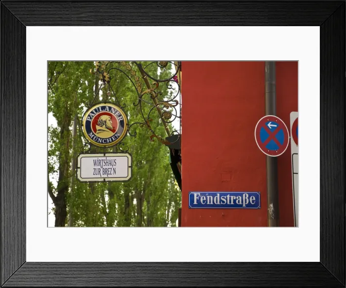 Framed Print : Germany, Bavaria (Bayern), Munich (MAonchen), Leopoldstrasse, Bars Framed Print : Germany, Bavaria (Bayern), Munich (MAonchen), Leopoldstrasse, Bars