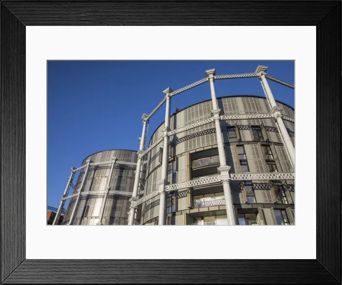 Framed Print : Gasholder Park, Kings Cross, London, England, UK Framed Print : Gasholder Park, Kings Cross, London, England, UK