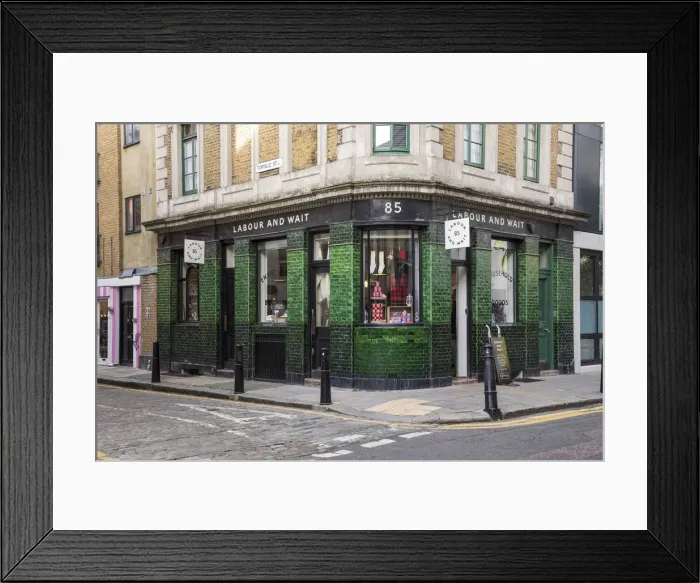 Framed Print : Trendy shop near Spitalfields market, East End, London, England, UK Framed Print : Trendy shop near Spitalfields market, East End, London, England, UK