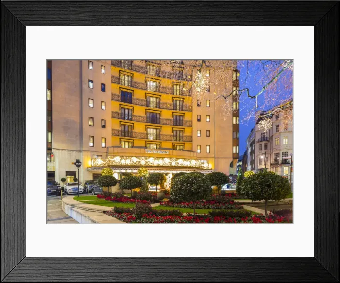 Framed Print : Dorchester hotel, Mayfair, London, Engand, UK Framed Print : Dorchester hotel, Mayfair, London, Engand, UK