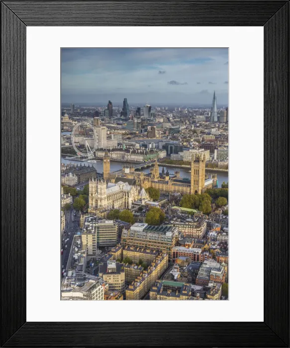 Framed Print : Aerial view from helicopter, Houses of Parliament, River Thames, London, England Framed Print : Aerial view from helicopter, Houses of Parliament, River Thames, London, England