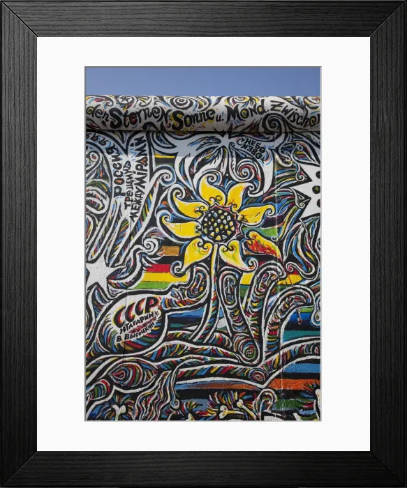 Framed Print : Eastside gallery (Berlin Wall), Muhlenstrasse, Berlin, Germany Framed Print : Eastside gallery (Berlin Wall), Muhlenstrasse, Berlin, Germany