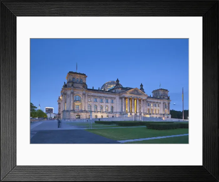 Framed Print : Reichstag (Deutscher Bundestag / Parliament Bldg), Berlin, Germany Framed Print : Reichstag (Deutscher Bundestag / Parliament Bldg), Berlin, Germany