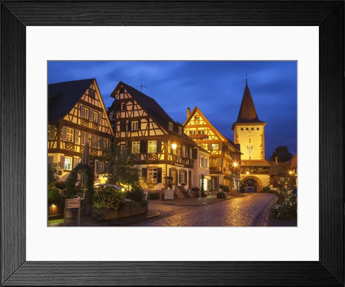 Framed Print : Oberturm Tower in Gengenbachs picturesque Altstad (Old Town) illuminated at dusk