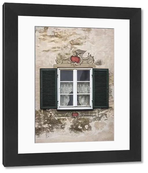 Germany, Bavaria, Fussen, window detail