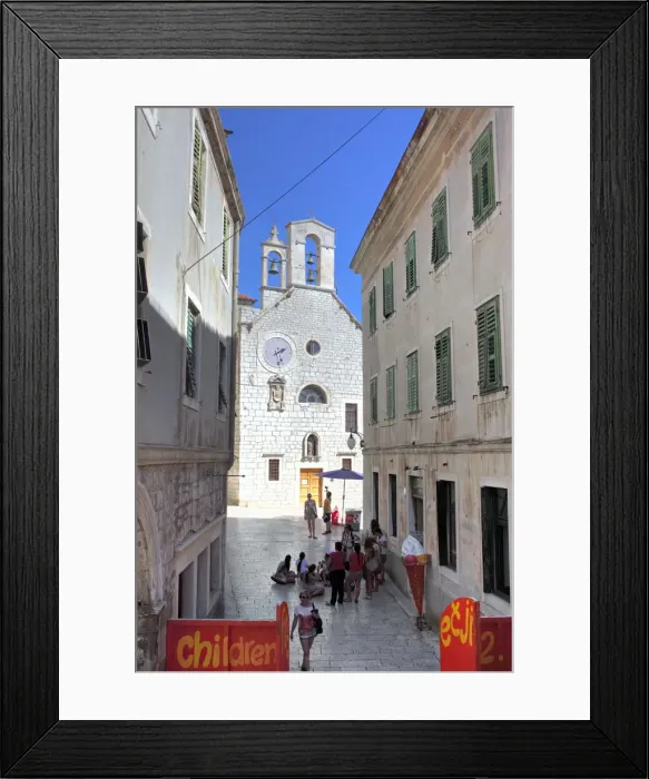 Framed Print : Street in old town, Sibenik, Dalmatia, Croatia Framed Print : Street in old town, Sibenik, Dalmatia, Croatia