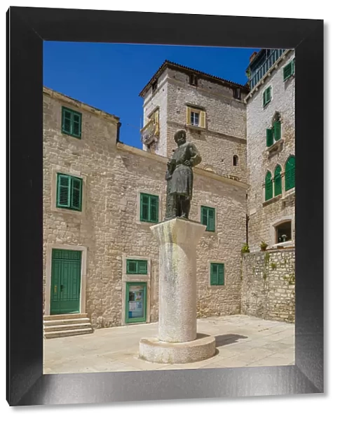 Statue of Giorgio da Sebenico, Sibenik, Dalmatian Coast, Croatia, Europe