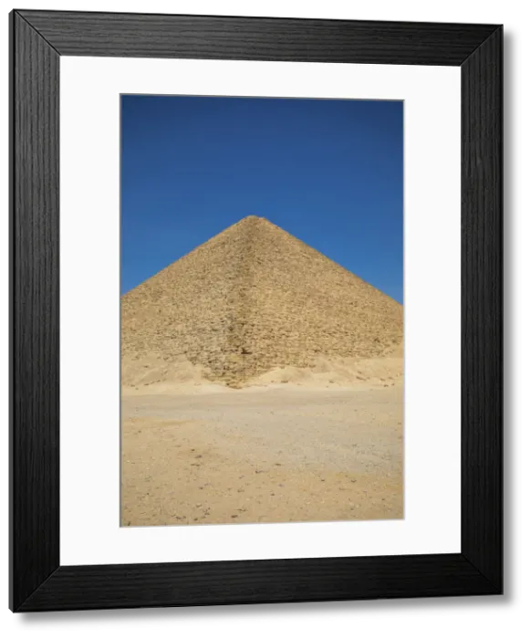 Framed Print : 2600bc Red Pyramid of Dashur, Nr. Cairo, Egypt Framed Print : 2600bc Red Pyramid of Dashur, Nr. Cairo, Egypt