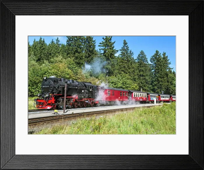 Framed Print : Steam train travelling from Wernigerode to the peak of the Brocken Mountain, Harz