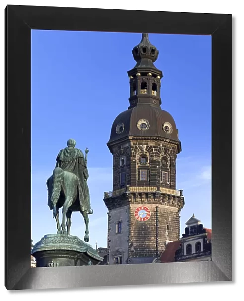 Germany, Saxony, Dresden, Old town and Theateplatz square
