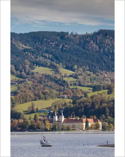 Germany, Bavaria, Tegernsee Lake District, Rottach-Eggern, view of the Tegernsee Lake