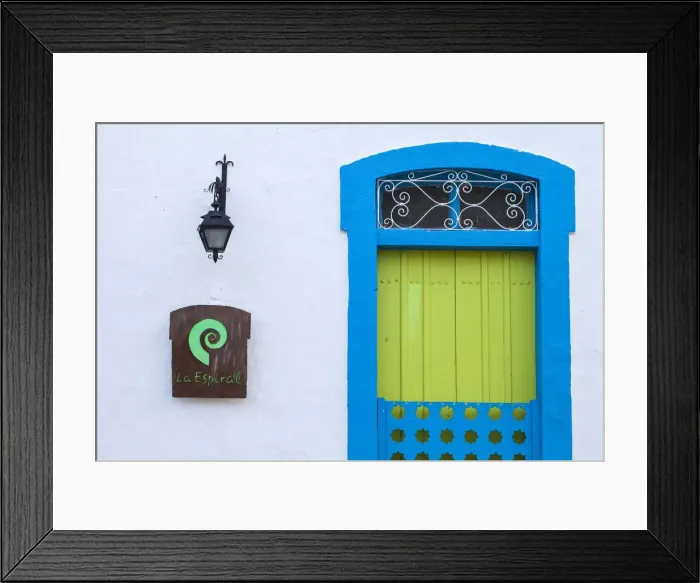 Framed Print : Dominican Republic, Santa Domingo, Colourful Colonial houses in the Colonial zone Framed Print : Dominican Republic, Santa Domingo, Colourful Colonial houses in the Colonial zone