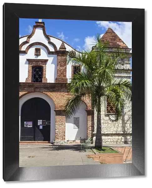 Dominican Republic, Santa Domingo, Colonial zone, Iglesia Santa Barbara