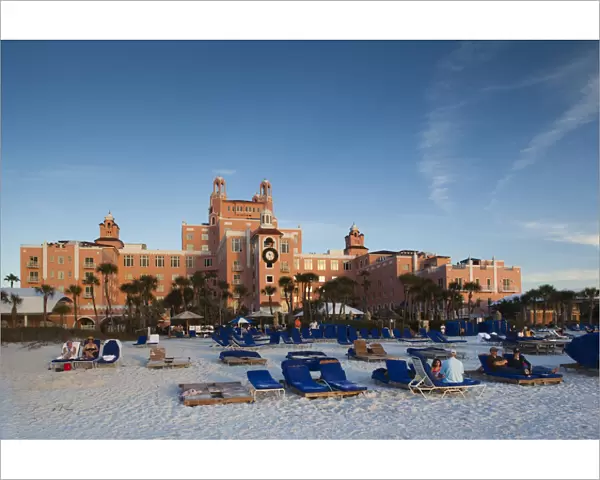 USA, Florida, St. Petersburg Beach, Don Cesar resort hotel