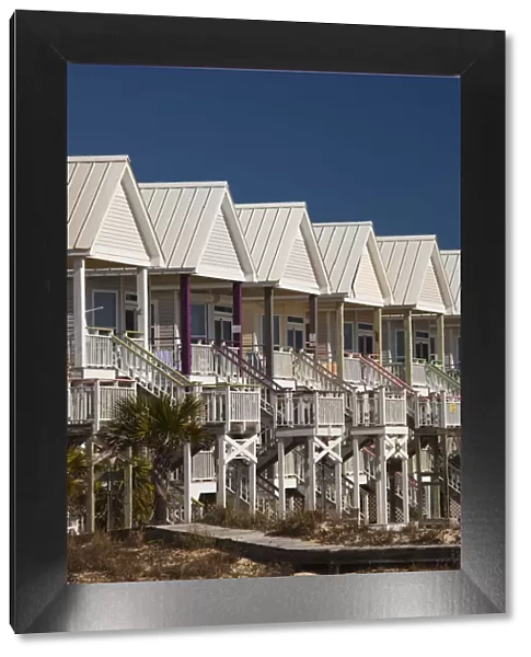 USA, Florida, Florida Panhandle, St. George Island, beachfront houses