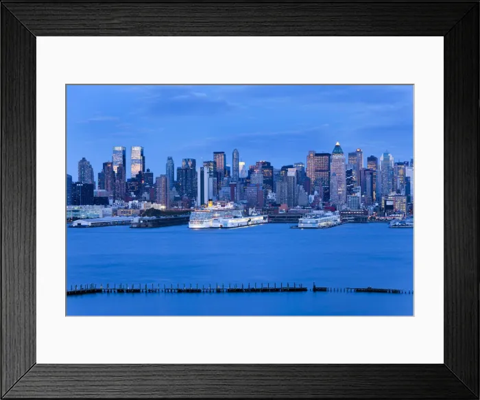 Framed Print : USA, New York City, Midtown Manhattan Skyline Across Hudson River Framed Print : USA, New York City, Midtown Manhattan Skyline Across Hudson River