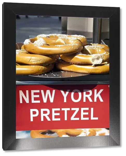 USA, New York City, Manhattan, Pretzels for sale on Fifth Avenue