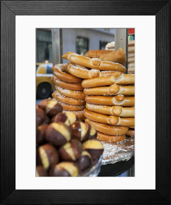 Framed Print : USA, New York City, Manhattan, Pretzels and Chestnuts for sale on Fifth Avenue Framed Print : USA, New York City, Manhattan, Pretzels and Chestnuts for sale on Fifth Avenue