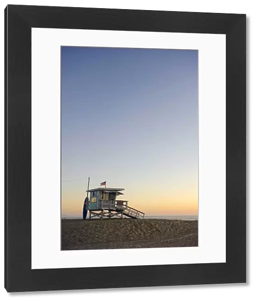 USA, California, Los Angeles, Santa Monica Beach, Lifeguard Tower