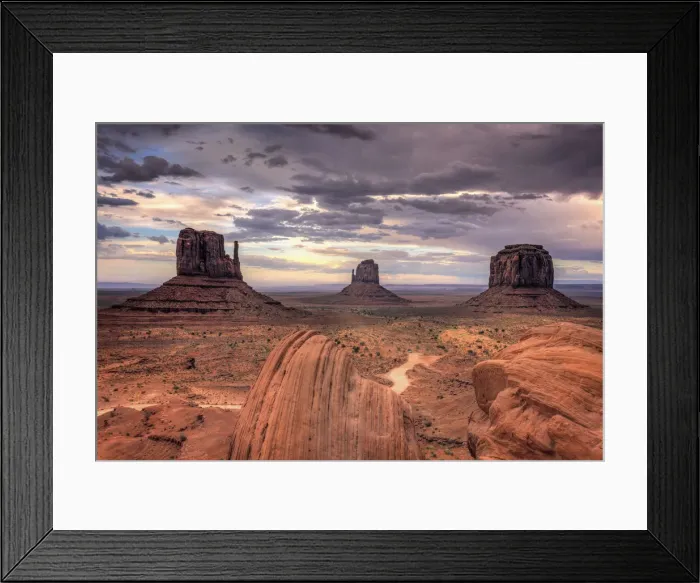 Framed Print : USA, Arizona, Monument Valley