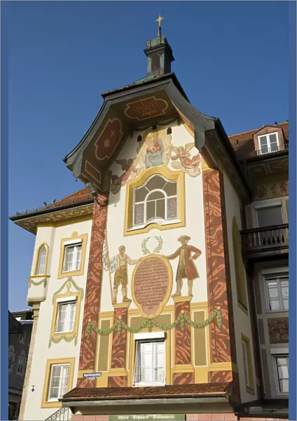 Germany, Bayern  /  Bavaria, Bad Tolz, Painted building