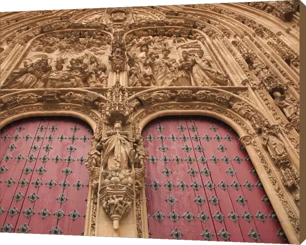 Spain, Castilla y Leon Region, Salamanca Province, Salamanca, Salamanca Cathedrals