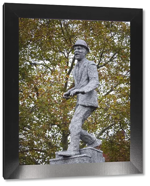 USA, Virginia, Richmond, statue of Bill Bojangles Robinson, black dancer and actor