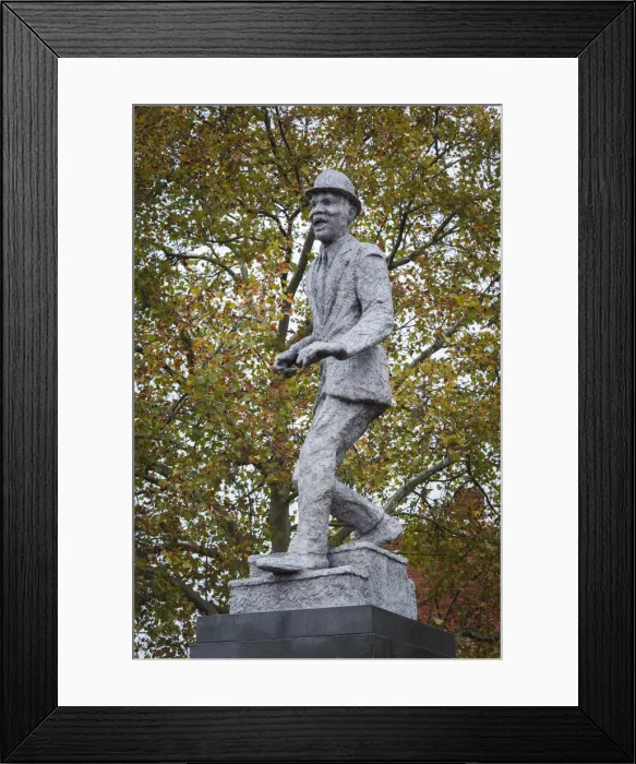 Framed Print : USA, Virginia, Richmond, statue of Bill Bojangles Robinson, black dancer and actor Framed Print : USA, Virginia, Richmond, statue of Bill Bojangles Robinson, black dancer and actor
